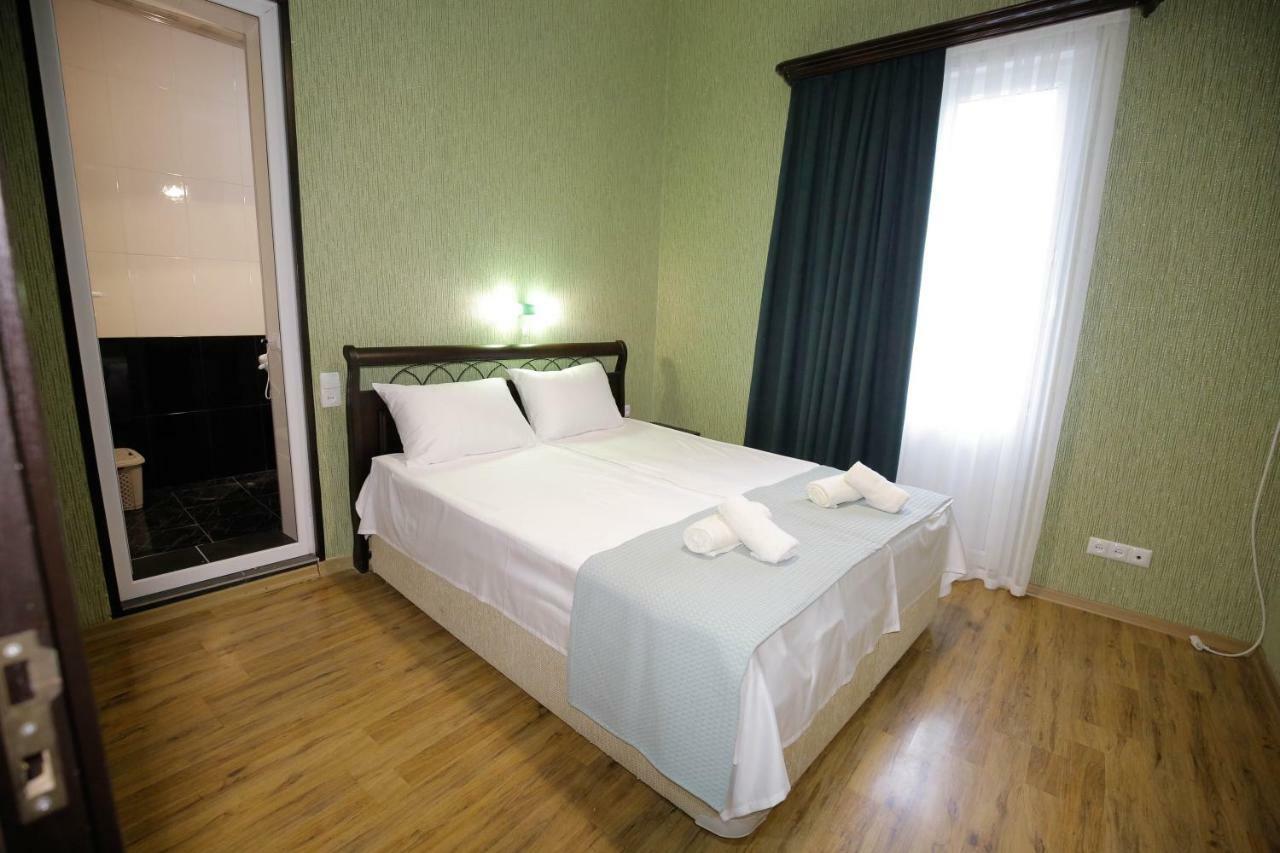 Hotel Anseza Kutaissi Exterior foto