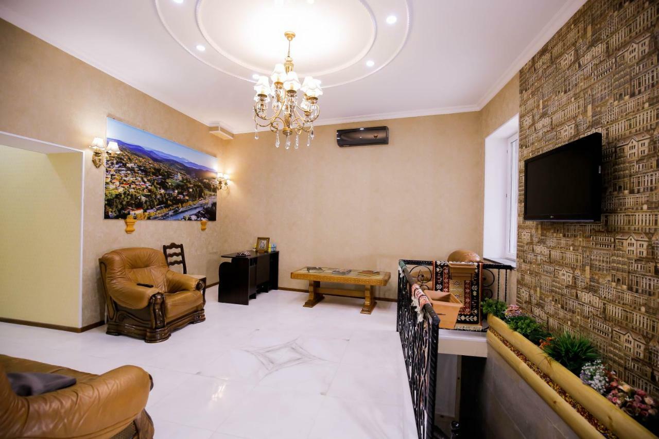 Hotel Anseza Kutaissi Exterior foto